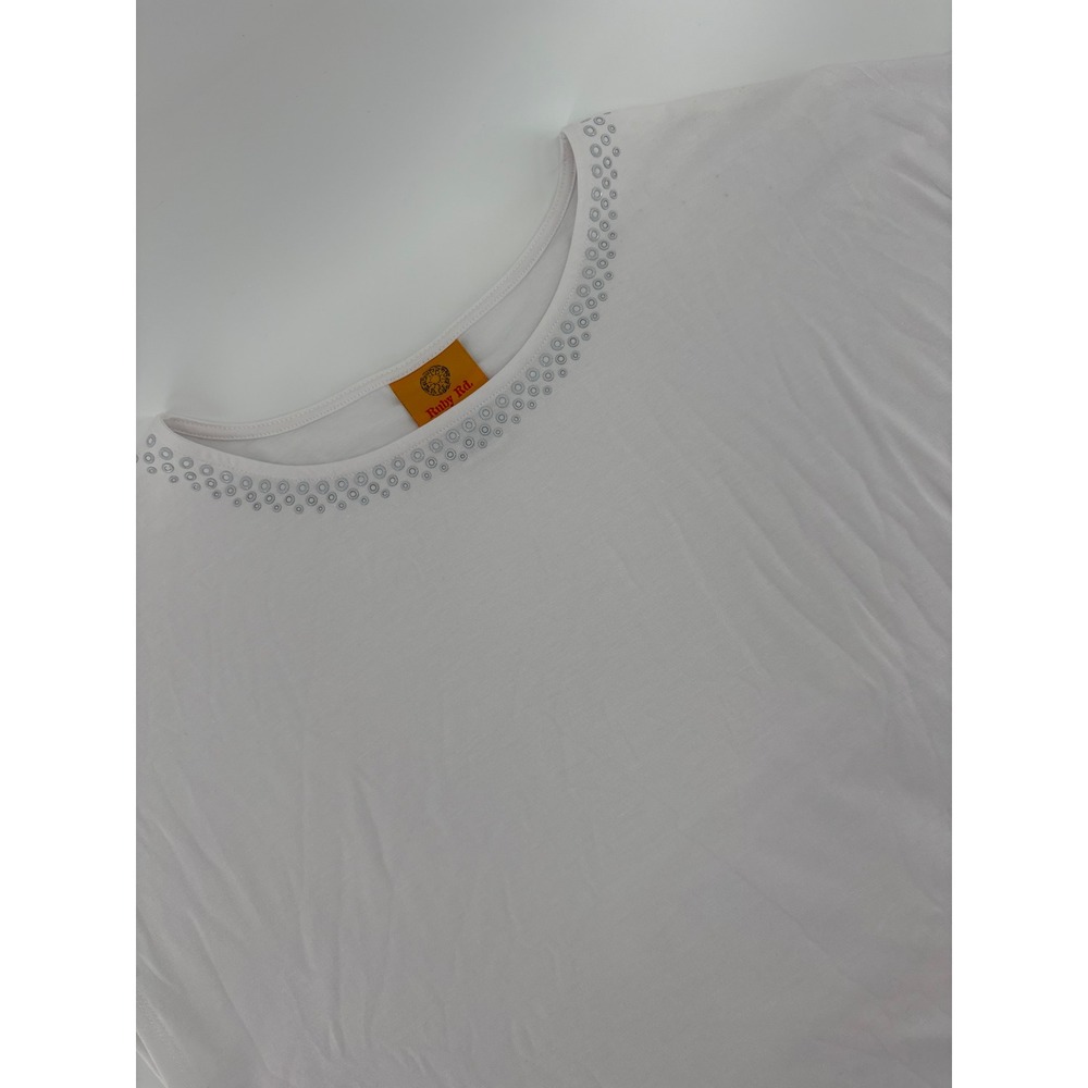 Ruby Rd Petite L White Embellished Neckline‎ Top Mandala Embossed Hem